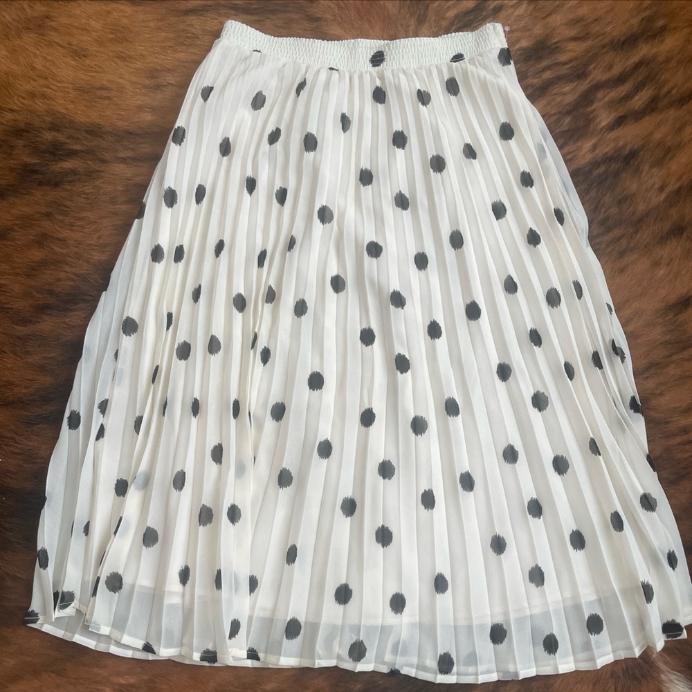 Polka dot skirt